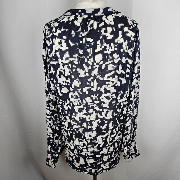 Vince Silk Confetti Blouse Size 10 Long Sleeve Split Neck Navy & White - Picture 5 of 11